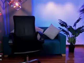 Catalinaa-Santana's Live Sex Cam Show