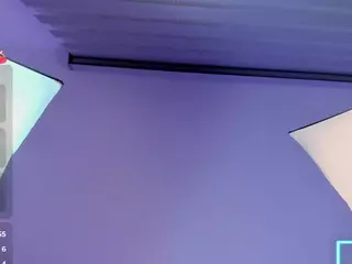 Catalinaa-Santana's Live Sex Cam Show