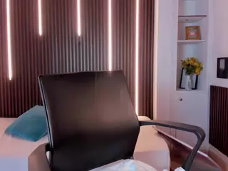 Catalinaa-Santana's Live Sex Cam Show