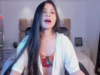 Catalinaa-Santana's Live Sex Cam Show
