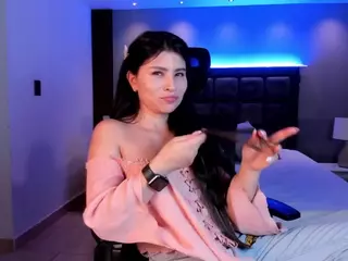 Catalinaa-Santana's Live Sex Cam Show