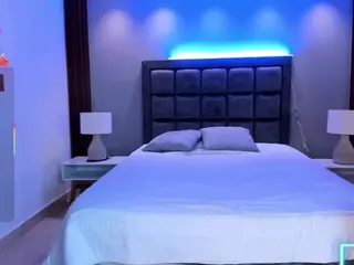 Catalinaa-Santana's Live Sex Cam Show