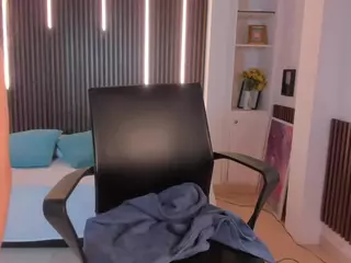 Catalinaa-Santana's Live Sex Cam Show