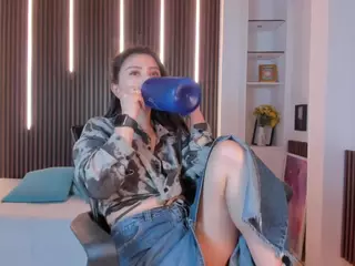 Catalinaa-Santana's Live Sex Cam Show