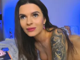 KiraBlackEyes's Live Sex Cam Show