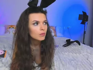 KiraBlackEyes's Live Sex Cam Show