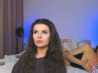 KiraBlackEyes's Live Sex Cam Show