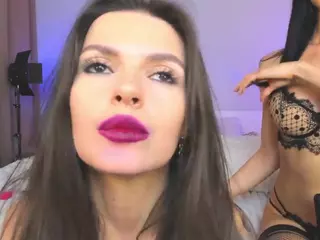 KiraBlackEyes's Live Sex Cam Show