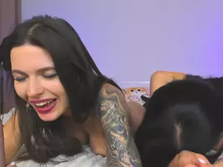 KiraBlackEyes's Live Sex Cam Show