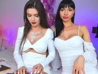 KiraBlackEyes's Live Sex Cam Show