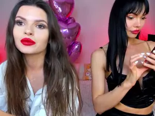 KiraBlackEyes's Live Sex Cam Show