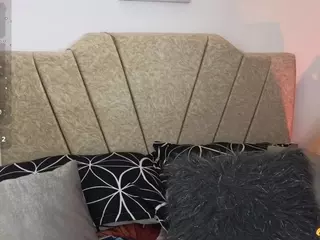 Maju-Evans's Live Sex Cam Show