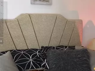 Maju-Evans's Live Sex Cam Show