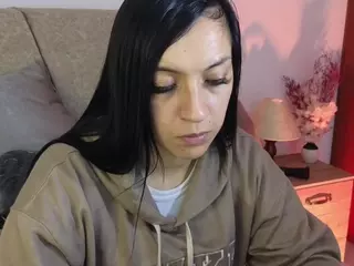 Maju-Evans's Live Sex Cam Show