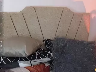 Maju-Evans's Live Sex Cam Show