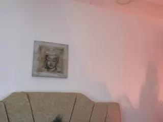 Maju-Evans's Live Sex Cam Show