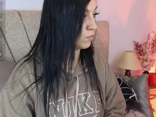 Maju-Evans's Live Sex Cam Show