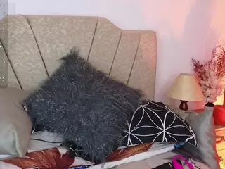 Maju-Evans's Live Sex Cam Show