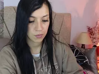 Maju-Evans's Live Sex Cam Show
