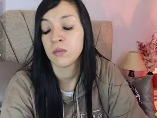 Maju-Evans's Live Sex Cam Show