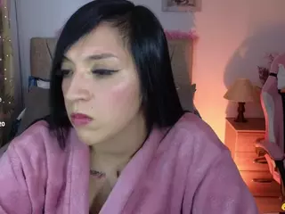 Maju-Evans's Live Sex Cam Show