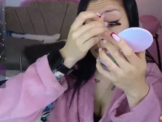 Maju-Evans's Live Sex Cam Show