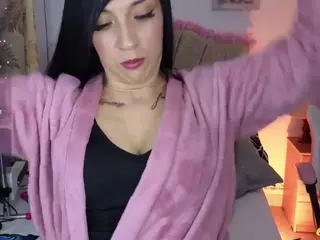 Maju-Evans's Live Sex Cam Show