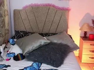 Maju-Evans's Live Sex Cam Show