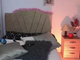 Maju-Evans's Live Sex Cam Show