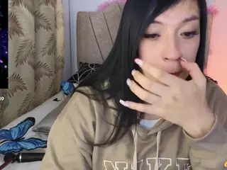 Maju-Evans's Live Sex Cam Show