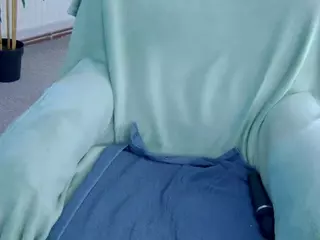 Perfect-Moans's Live Sex Cam Show