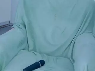 Perfect-Moans's Live Sex Cam Show