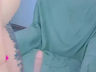 Perfect-Moans's Live Sex Cam Show