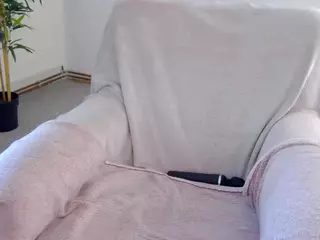 Perfect-Moans's Live Sex Cam Show