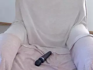 Perfect-Moans's Live Sex Cam Show