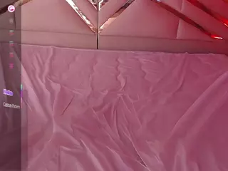 playfulcurvyy's Live Sex Cam Show