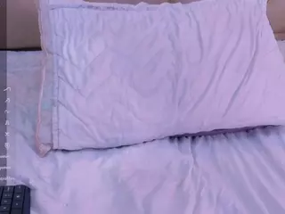 playfulcurvyy's Live Sex Cam Show