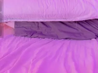playfulcurvyy's Live Sex Cam Show