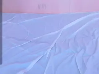 playfulcurvyy's Live Sex Cam Show