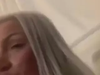 RoxyAntebellum1111's Live Sex Cam Show