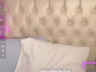 Samantha smiithh's Live Sex Cam Show