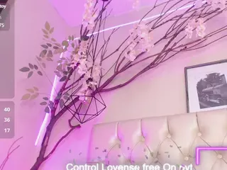 Samantha smiithh's Live Sex Cam Show
