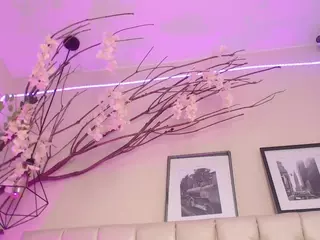 Samantha smiithh's Live Sex Cam Show