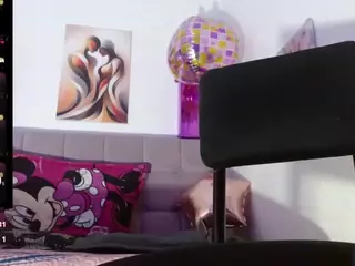 Lola's Live Sex Cam Show