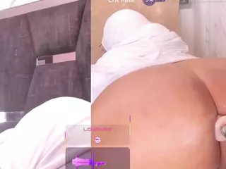 BBWHijab's Live Sex Cam Show