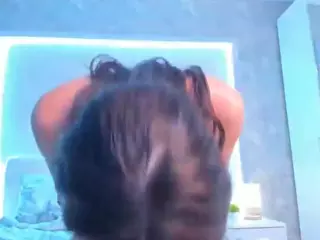 PeaceGellings's Live Sex Cam Show