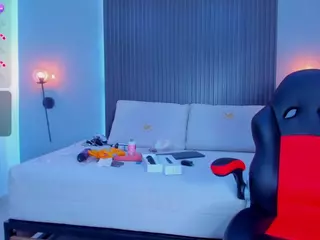 Stephany-Summer's Live Sex Cam Show