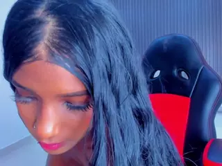 Stephany-Summer's Live Sex Cam Show