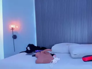 Stephany-Summer's Live Sex Cam Show