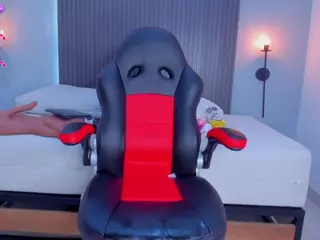 Stephany-Summer's Live Sex Cam Show